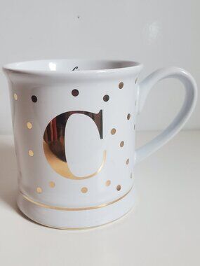 PIER 1 IMPORTS Letter C Monogram Mug White w/ Gold Motifs Large Beverage Cup/Mug